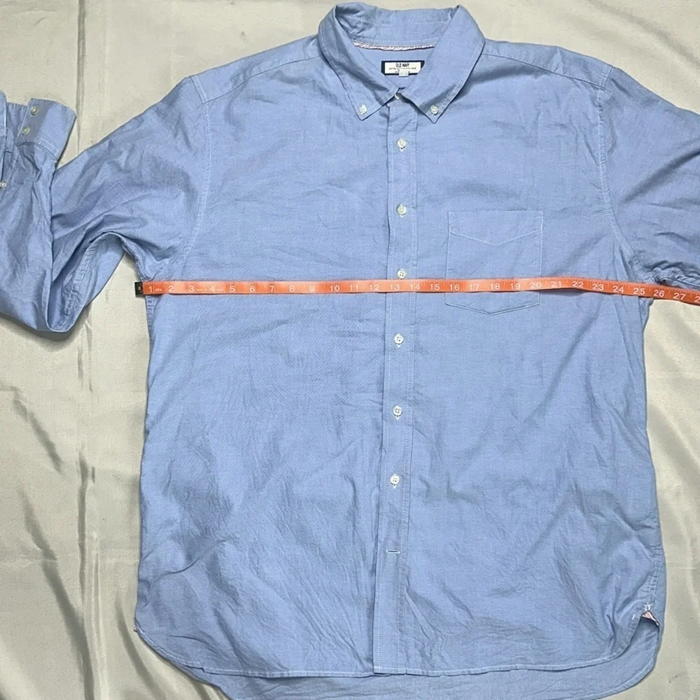 Old Navy Men's Sky Blue Casual Button-Down Shirt - Picture 7 of 9